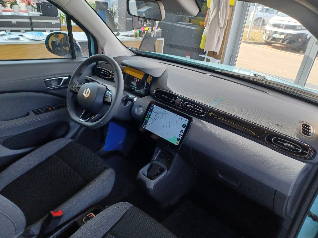 T03