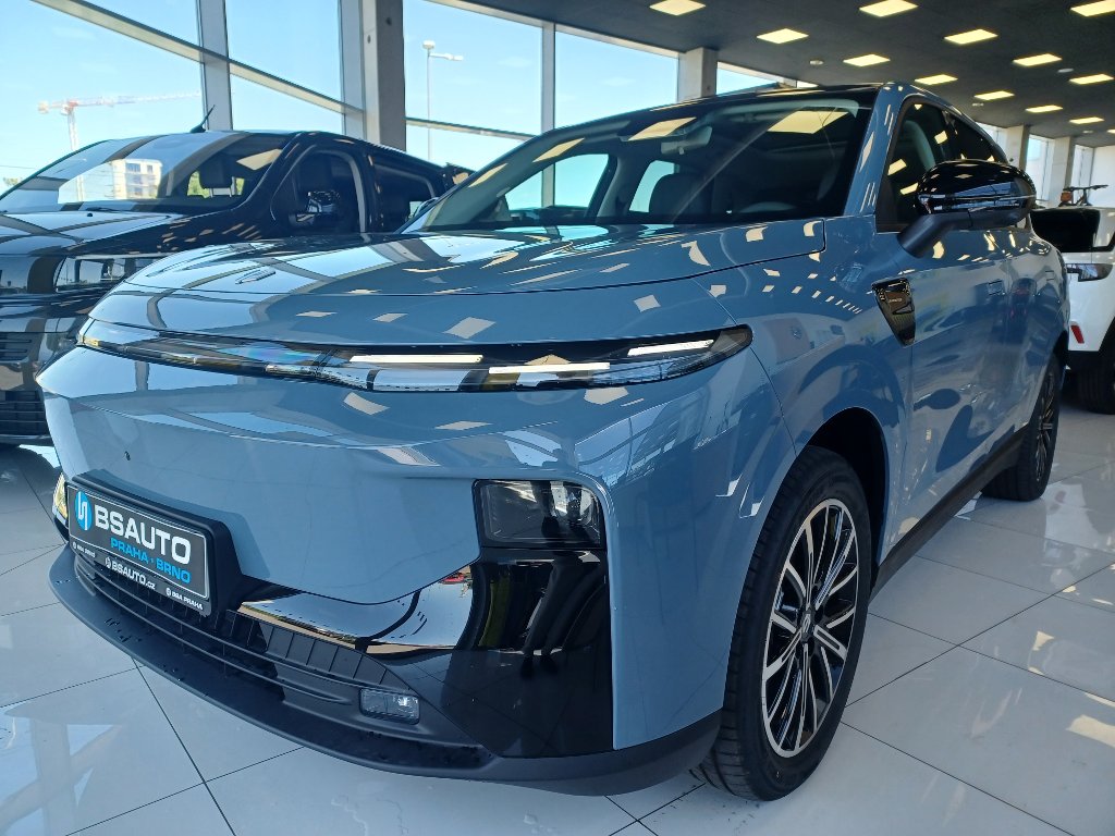 B10 DESIGN HYBRID EV 218 k, 18,8 kWh