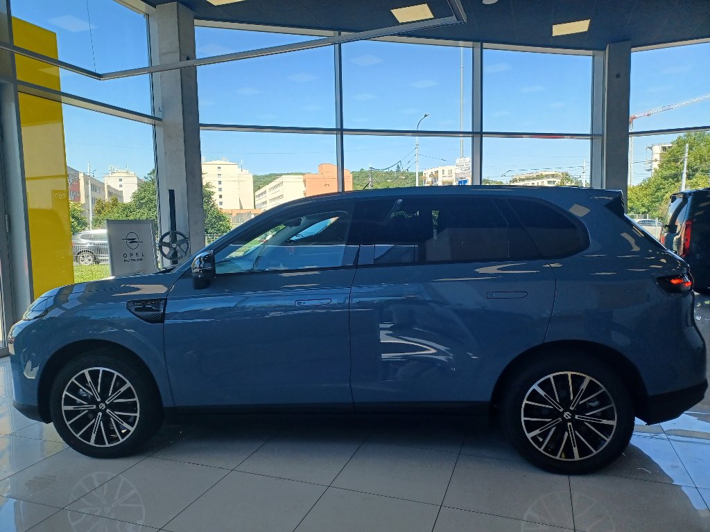 B10 DESIGN HYBRID EV 218 k, 18,8 kWh