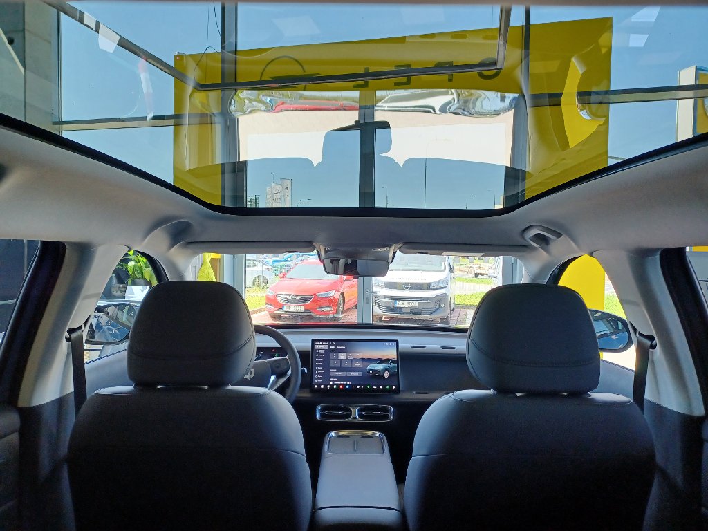 B10 DESIGN HYBRID EV 218 k, 18,8 kWh