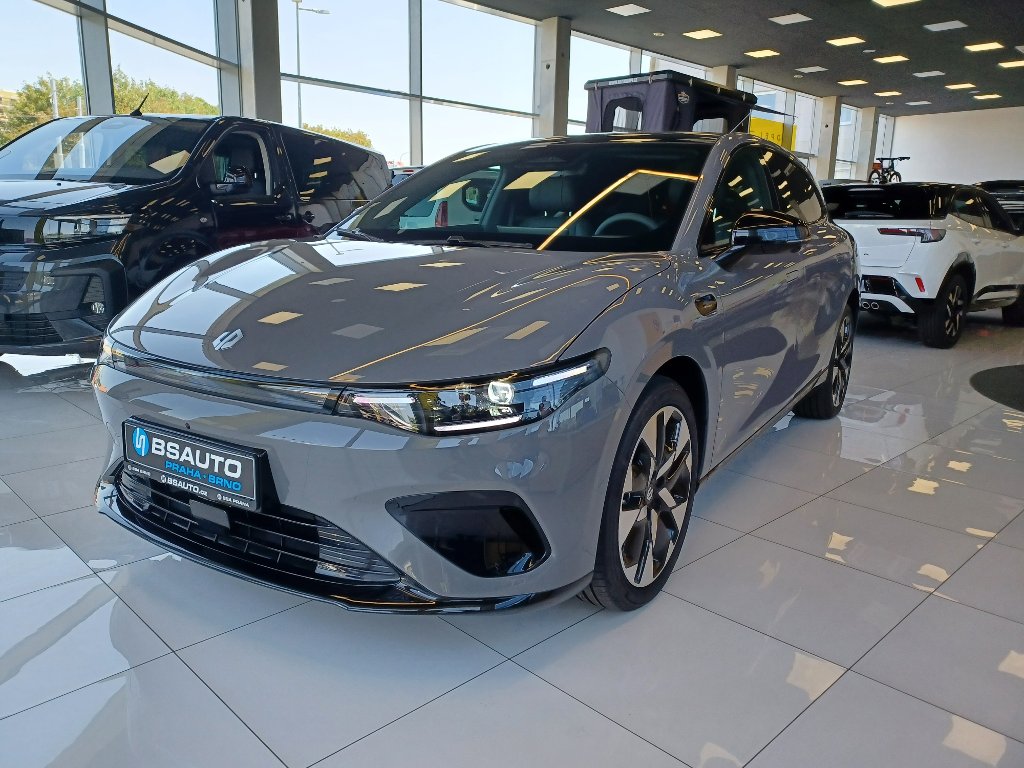B05 DESIGN 218k, 67,1kWh