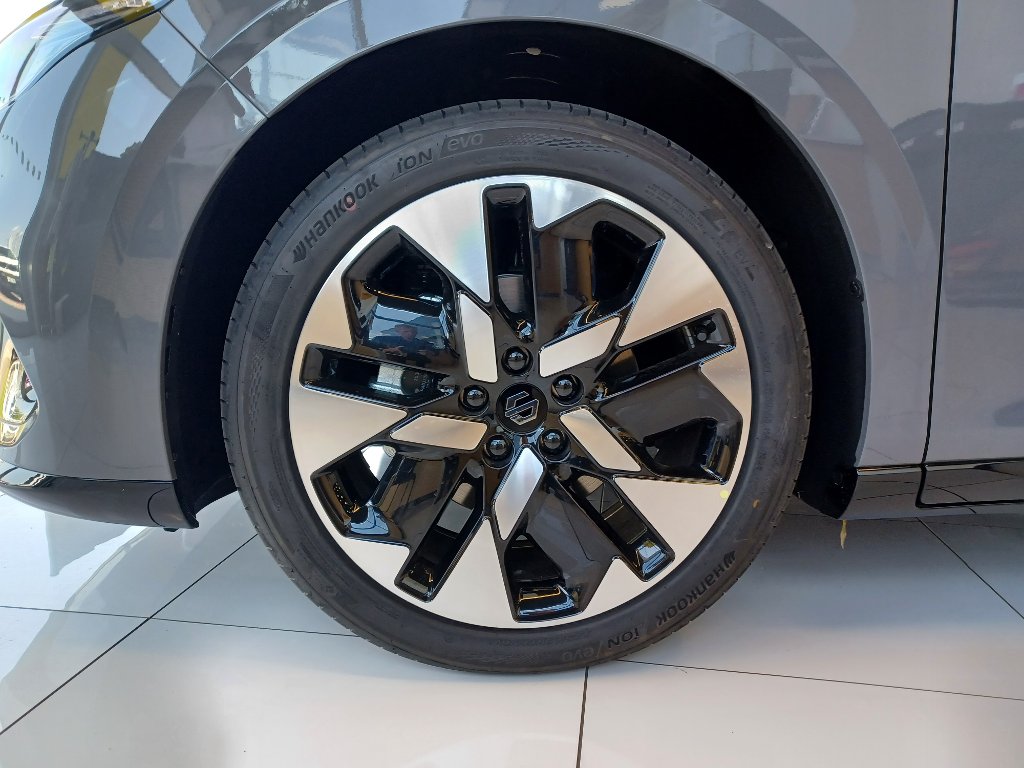 B05 DESIGN 218k, 67,1kWh