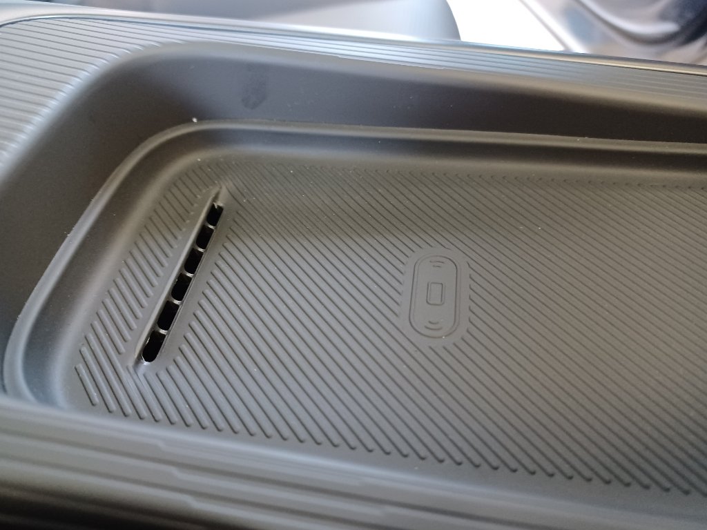 B05 DESIGN 218k, 67,1kWh