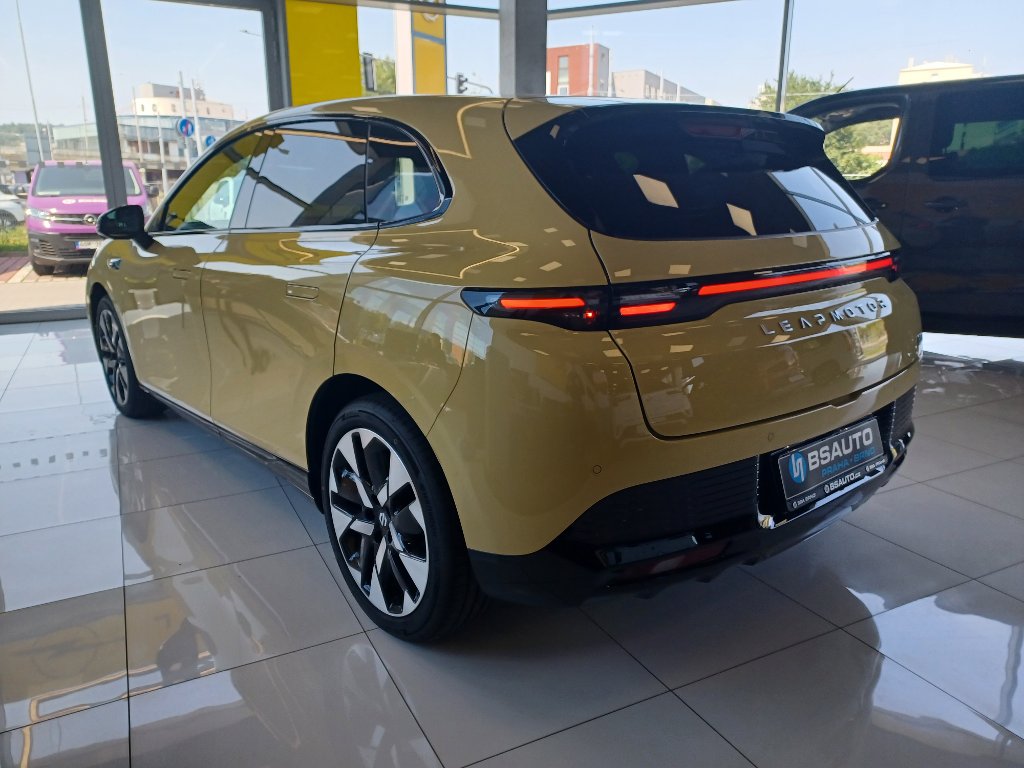 B05 DESIGN 218k, 67,1kWh