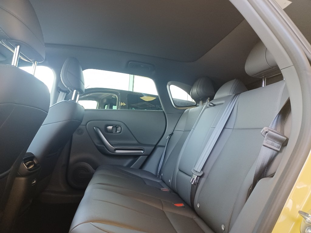 B05 DESIGN 218k, 67,1kWh