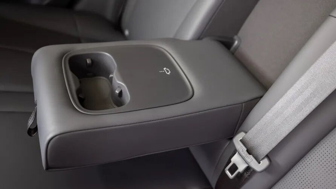 B05 DESIGN 218k, 67,1kWh