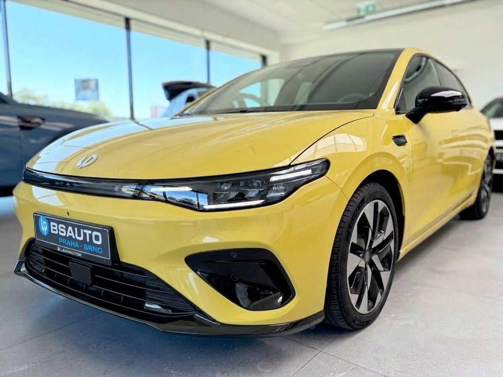 B05 DESIGN 218k, 67,1kWh