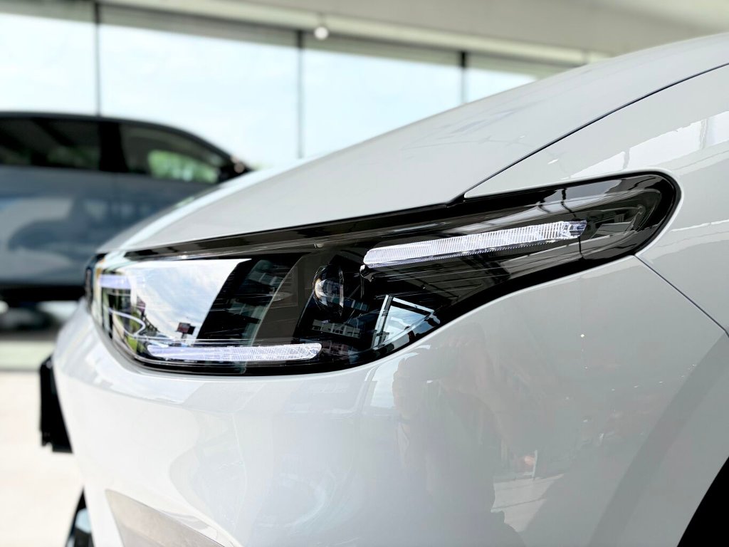 B05 DESIGN 218k, 67,1kWh