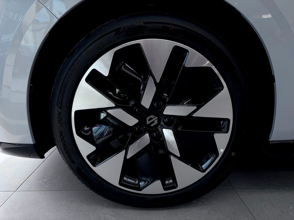 B05 DESIGN 218k, 67,1kWh