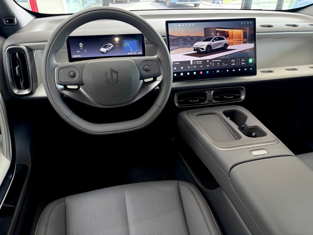 B05 DESIGN 218k, 67,1kWh